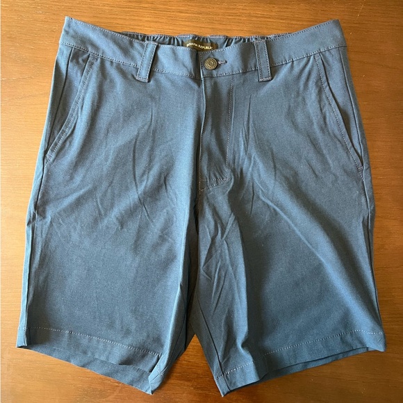 Banana Republic Other - Banana Republic men’s flat front 9” blue shorts. Size 32.